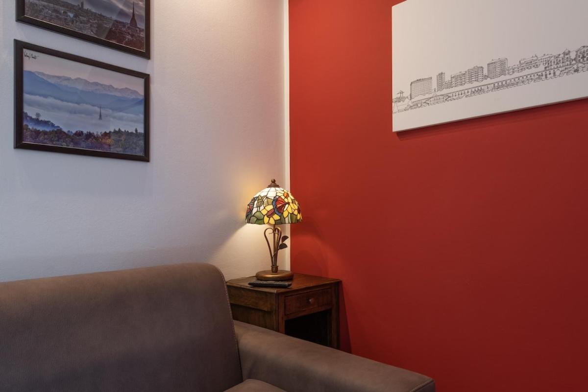 Sui Tetti Di - Centro - Piazza Castello Appartement