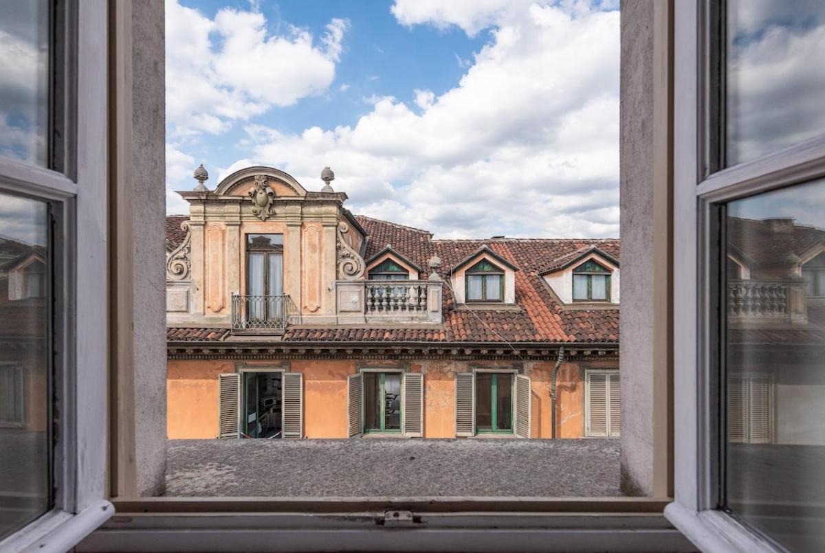 Sui Tetti Di - Centro - Piazza Castello Appartement Turin